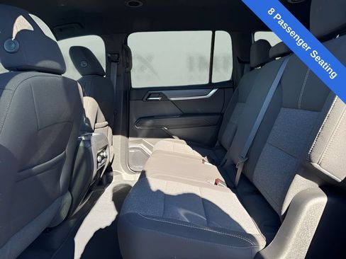 Used 2025 GMC Acadia Elevation FWD image 10