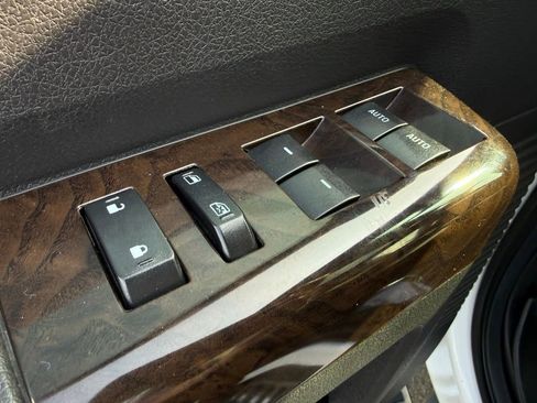 Used 2016 Ford F350 Platinum image 22