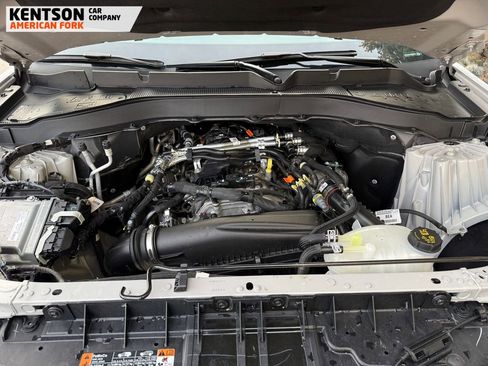 Used 2025 Ford Explorer Active image 37