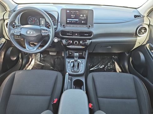 Used 2023 Hyundai Kona SEL image 9