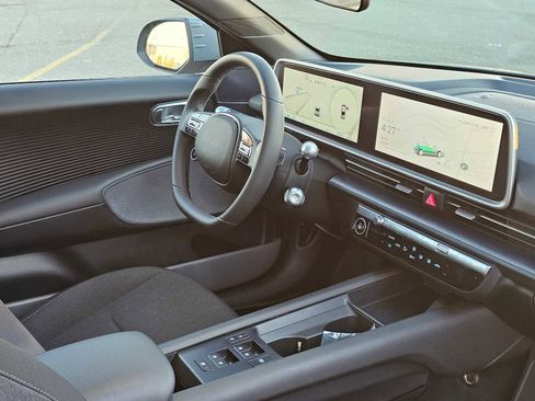 Used 2025 Hyundai Ioniq 6 SE image 10