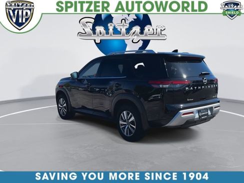 Used 2023 Nissan Pathfinder SL AWD/4WD image 7