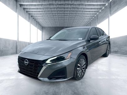 New 2025 Nissan Altima 2.5 SV