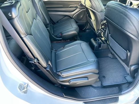 New 2026 Jeep Grand Cherokee L Limited image 31