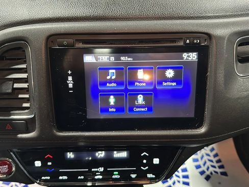 Used 2017 Honda HR-V EX image 20