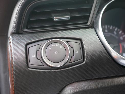 Used 2021 Ford Mustang Convertible RWD image 13