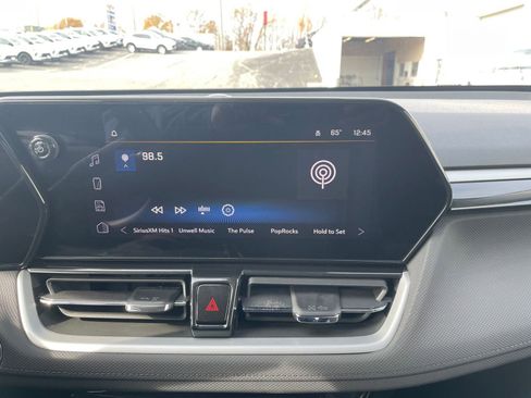 Used 2025 Chevrolet TrailBlazer LT image 21