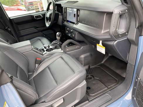 New 2025 Ford Bronco Badlands image 38