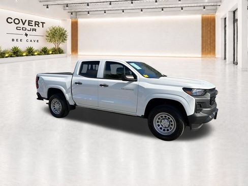 Used 2024 Chevrolet Colorado W/T RWD image 15