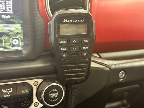 Used 2021 Jeep Wrangler Unlimited Rubicon AWD/4WD image 30