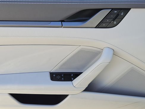 Certified 2026 Porsche 911 Targa 4S image 22