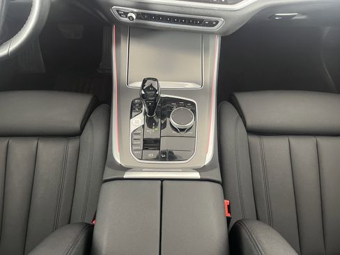 Used 2021 BMW X5 xDrive40i w/ Convenience Package image 16