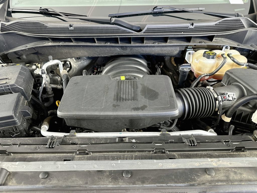 Used 2024 Chevrolet Silverado 1500 LT Trail Boss AWD/4WD image 37