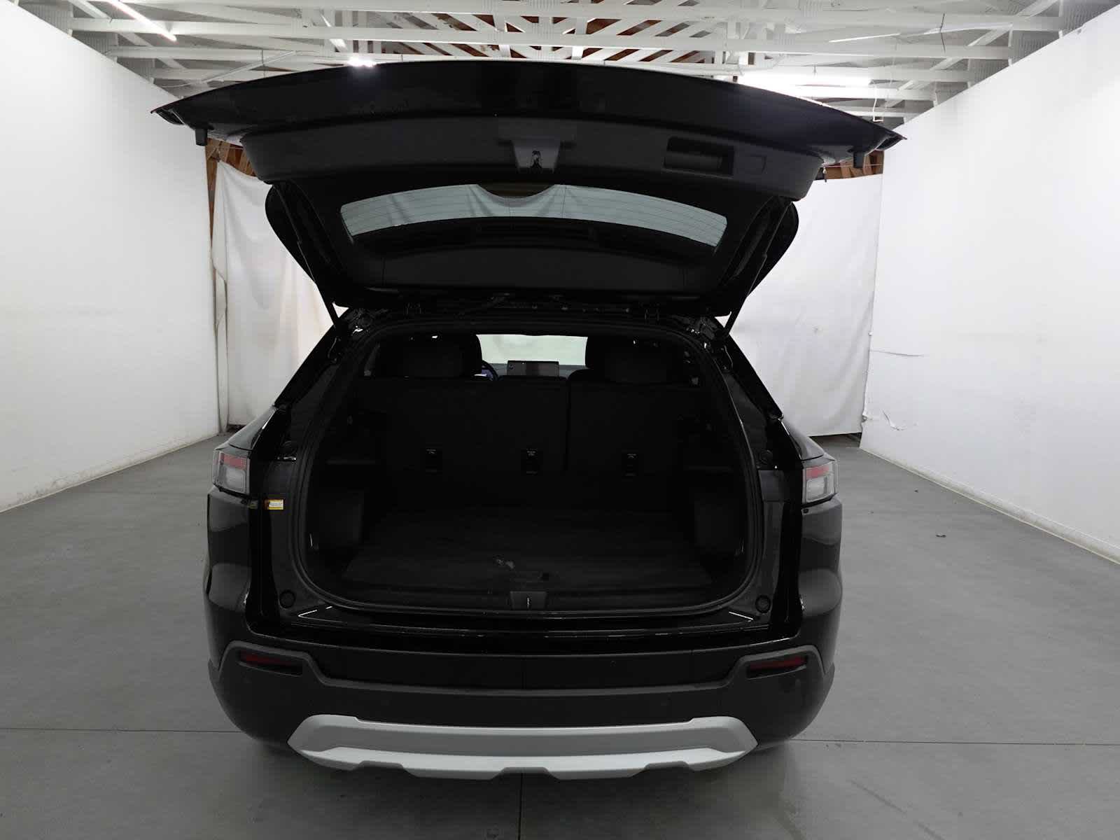 Used 2024 Honda Prologue EX image 29