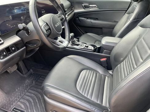 Used 2024 Kia Sportage SX FWD image 9