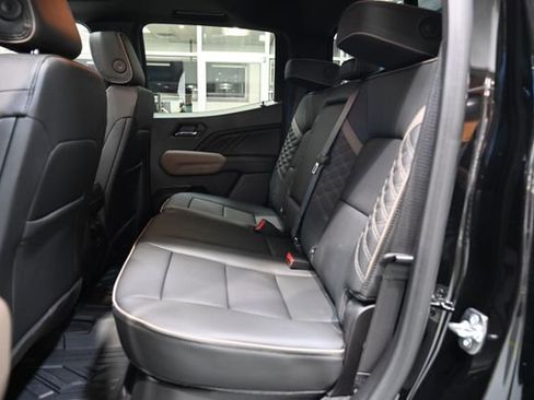 New 2026 GMC Canyon Denali image 13