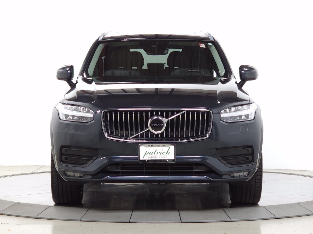 Used 2022 Volvo XC90 T6 Momentum w/ Climate Package AWD/4WD image 2