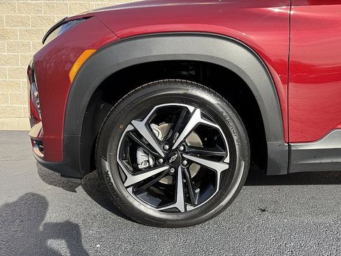 Used 2023 Chevrolet TrailBlazer RS w/ Convenience Package image 9