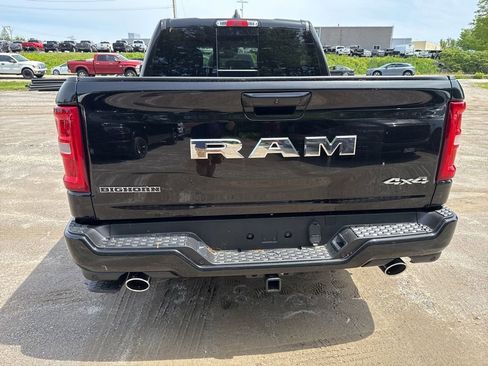New 2026 RAM 1500 4x4 Crew Cab image 4