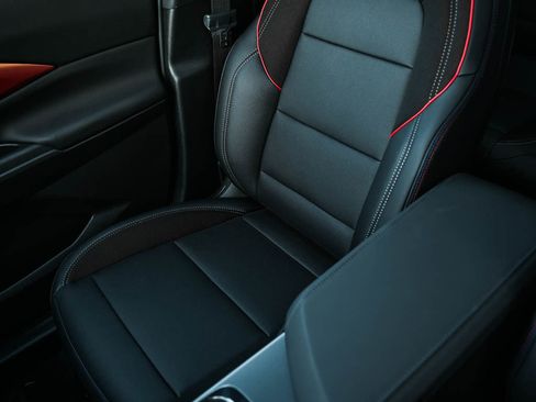 New 2025 Chevrolet Equinox EV RS w/ LPO, Trailering Package image 25