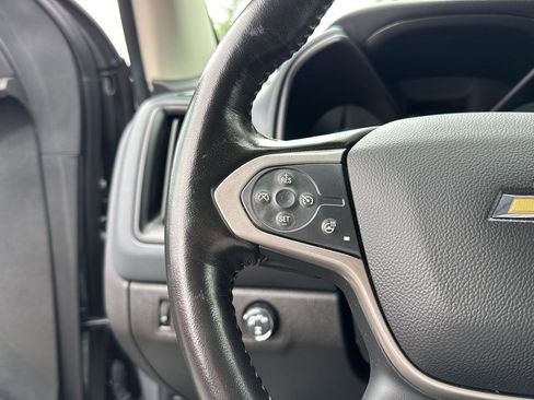 Used 2022 Chevrolet Colorado Z71 image 23