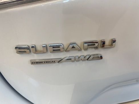 Used 2023 Subaru Forester Premium AWD/4WD image 8