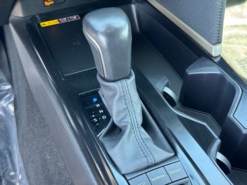 Used 2025 Toyota Camry SE FWD image 26