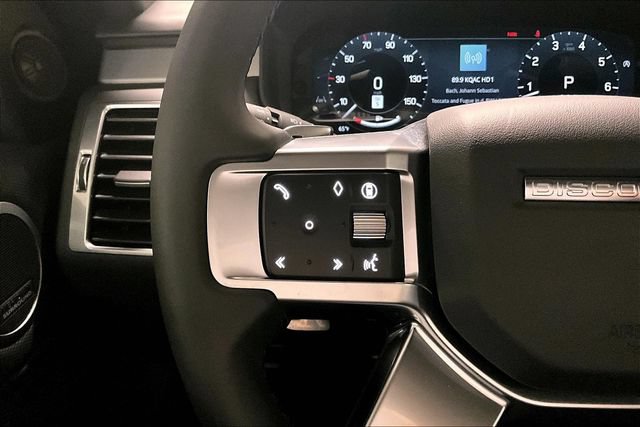 Certified 2025 Land Rover Discovery Dynamic SE AWD/4WD image 20