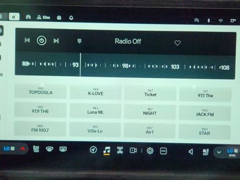 Used 2024 Rivian R1T Adventure image 48