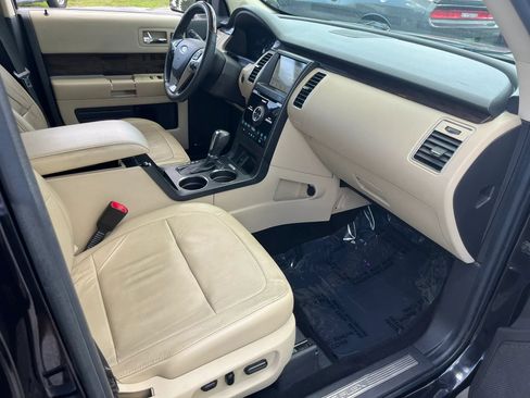 Used 2019 Ford Flex Limited w/ Equipment Group 301A FWD image 36