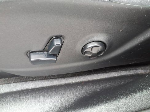 Used 2014 Jeep Cherokee Trailhawk w/ Leather Interior Group image 16