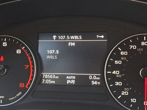 Used 2018 Audi Q5 Premium Plus w/ Convenience Package AWD/4WD image 3
