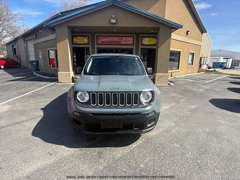 Used 2018 Jeep Renegade Sport w/ Power & Air Group AWD/4WD image 2