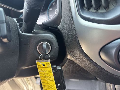 Used 2018 Chevrolet Colorado LT w/ LT Convenience Package RWD image 24