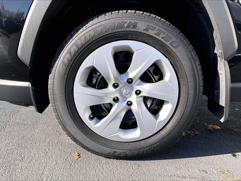 Used 2024 Toyota RAV4 LE image 12