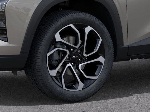 New 2026 Chevrolet Trax RS w/ Sunroof Package image 9