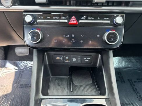 Used 2025 Hyundai Tucson SEL FWD image 30