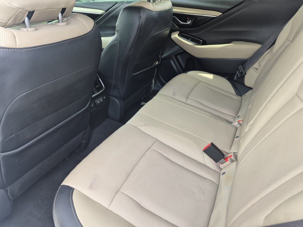 Used 2021 Subaru Outback Limited AWD/4WD image 12