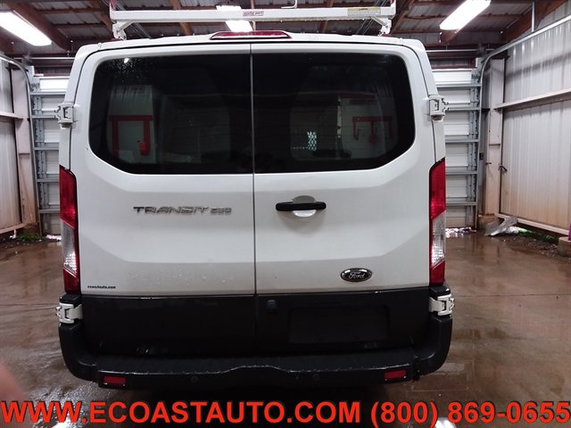 Used 2016 Ford Transit 250 130 Low Roof w/ Exterior Upgrade Package RWD image 8