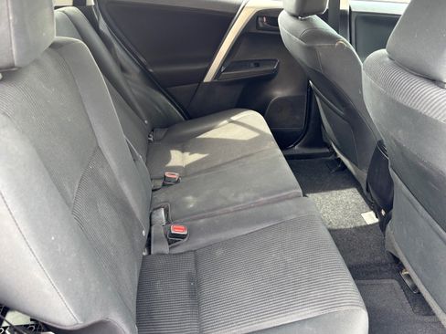 Used 2016 Toyota RAV4 LE AWD/4WD image 30
