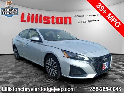 Used 2023 Nissan Altima 2.5 SV