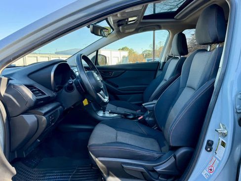 Used 2019 Subaru Crosstrek 2.0i Premium w/ Moonroof Package image 21