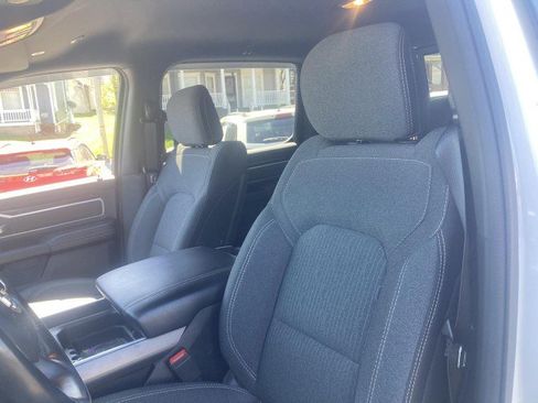 Used 2019 RAM 1500 Big Horn image 8