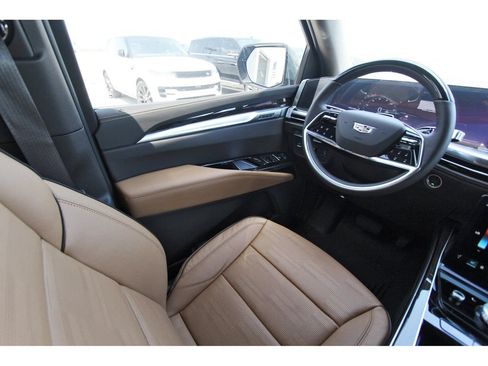 New 2026 Cadillac Escalade Luxury RWD image 8