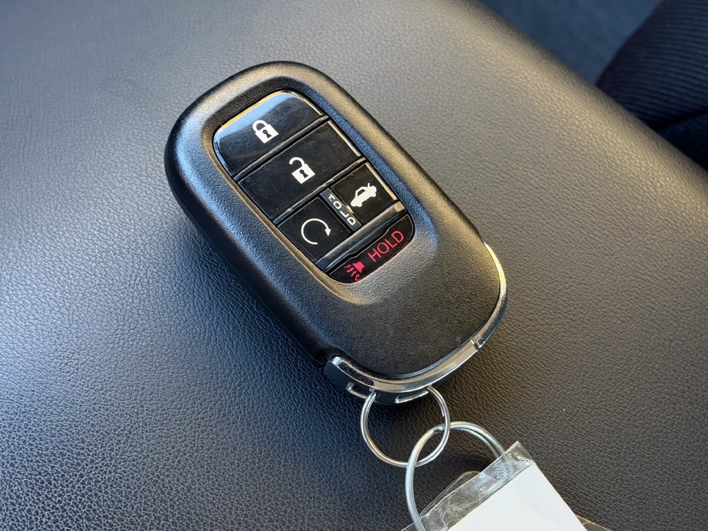 Used 2023 Honda Accord LX image 31
