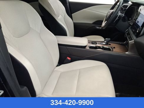 Used 2023 Lexus RX 350 Premium image 16