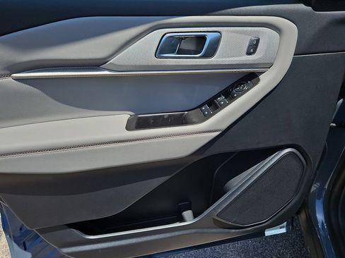 New 2026 Ford Explorer Active w/ Active Comfort Package RWD image 21