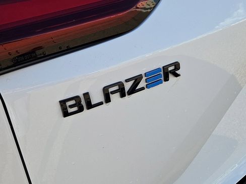 Used 2024 Chevrolet Blazer EV RS AWD/4WD image 11