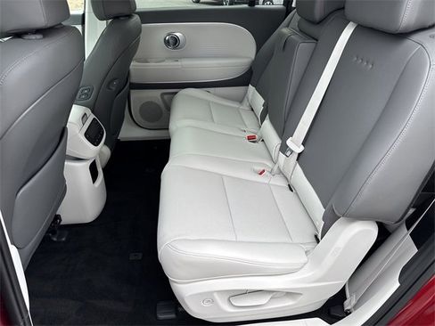 New 2026 Hyundai Ioniq 9 SEL image 12