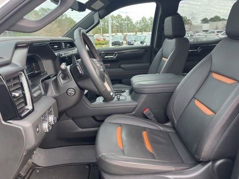Used 2025 GMC Sierra 1500 AT4 w/ AT4 Premium Package image 26